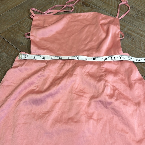 superdown
sienna strappy back dress color: dusty rose - Picture 8 of 13
